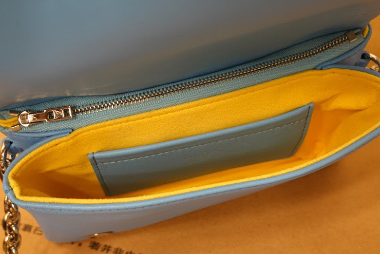 COZY BAGS - LOV Bags - 2010
