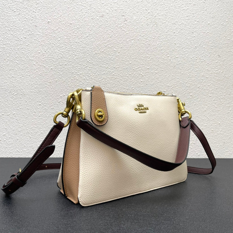 COZY - CAH Bags - 559