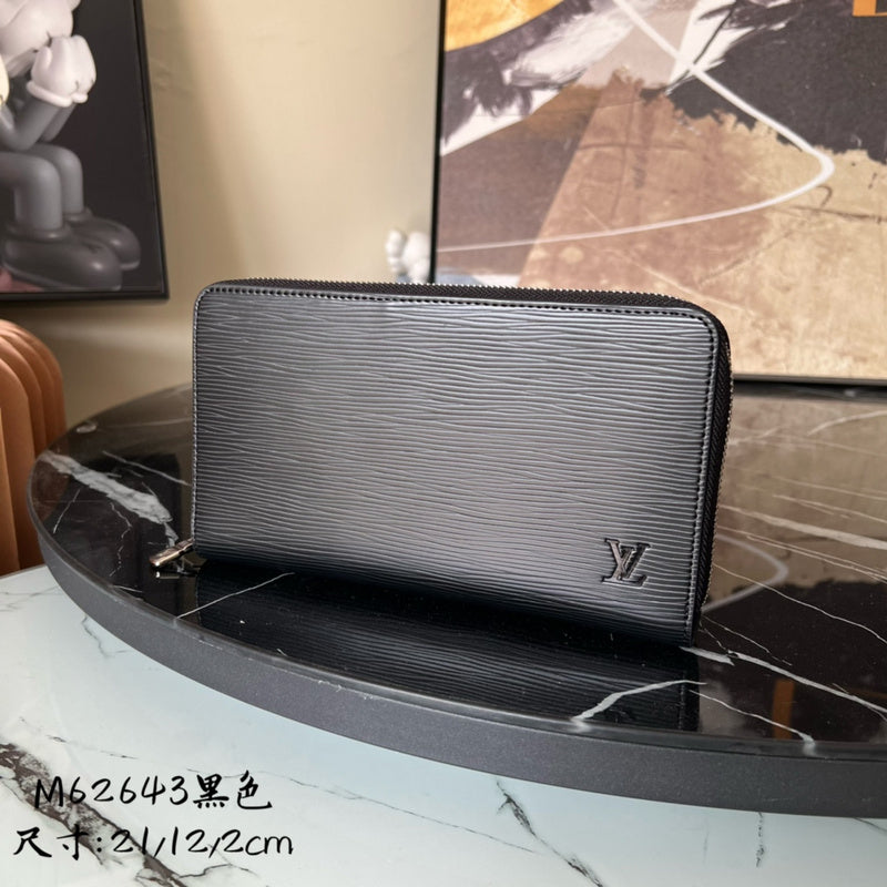 COZY - LOV Wallets - 433