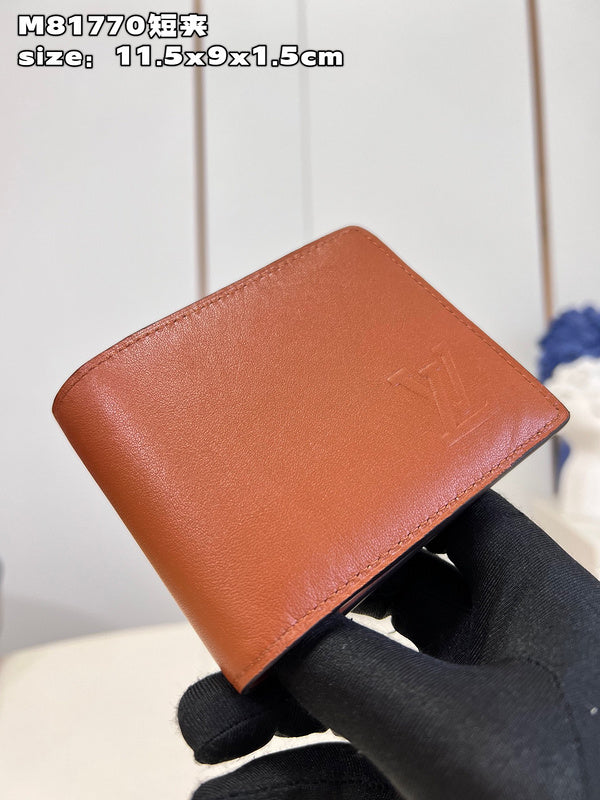 COZY - LOV Wallets - 206