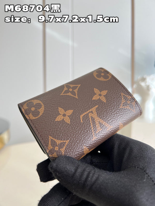 COZY - LOV Wallets - 424