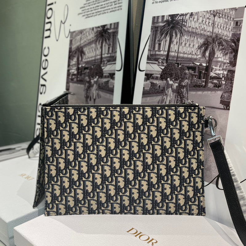 COZY - DOR Wallets - 009