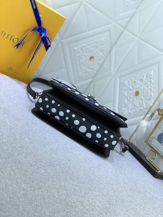 COZY BAGS - GUKI Women Bags - 1609