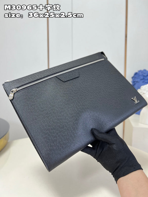 COZY - LOV Wallets - 106