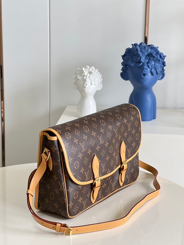 COZY - LV Bags - 2693