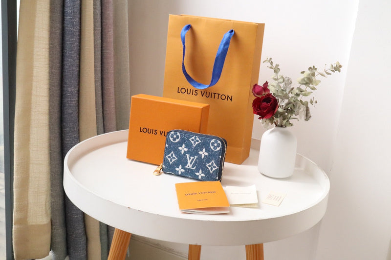 COZY BAGS - LOV Wallets - 607