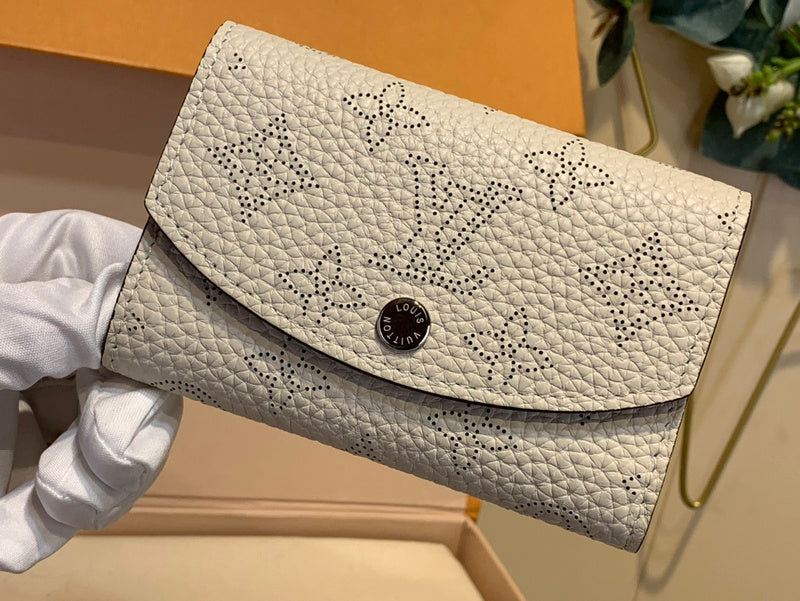 COZY - LOV Wallets - 387