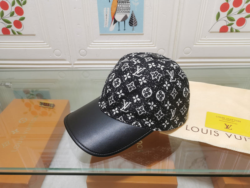 COZY BAGS - LOV Hats & Caps - 009