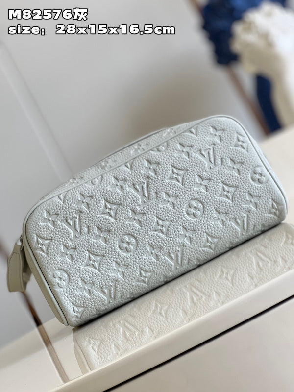 COZY - LOV Wallets - 068