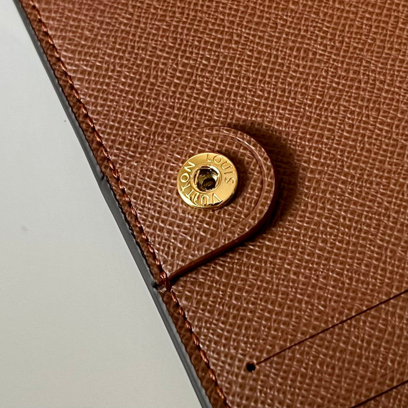 COZY - LOV Wallets - 036