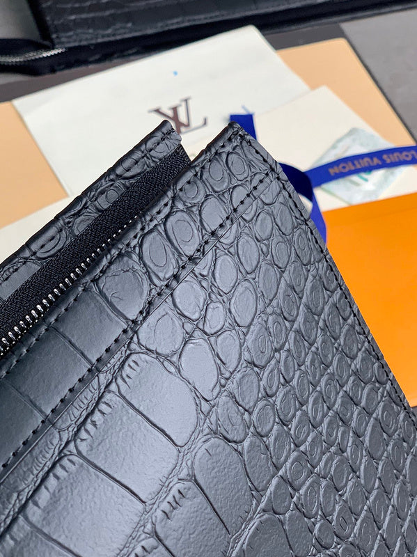 COZY - LOV Wallets - 448