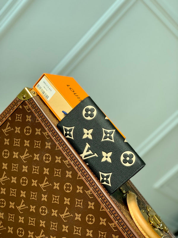 COZY - LOV Wallets - 139