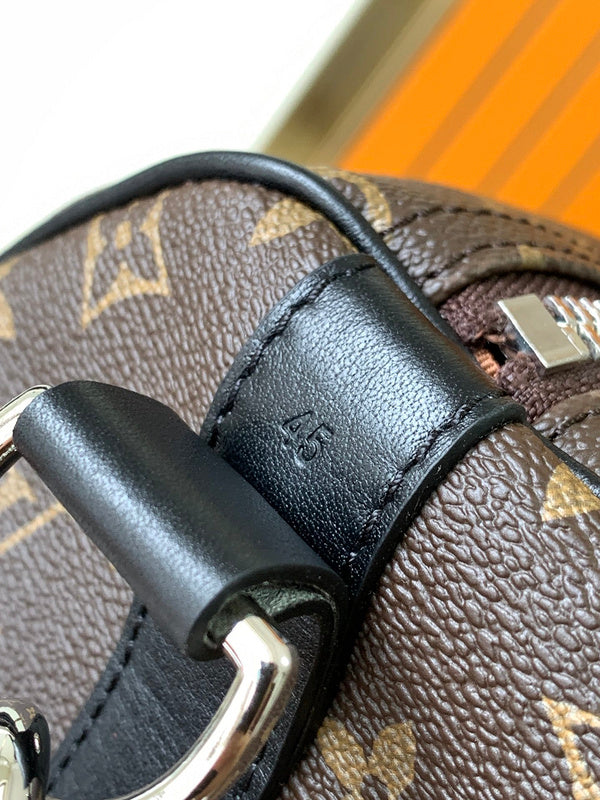 JB - LOV Travel Bags - 064