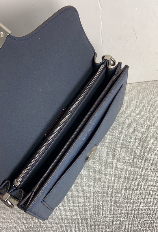 COZY - CAH Bags - 174