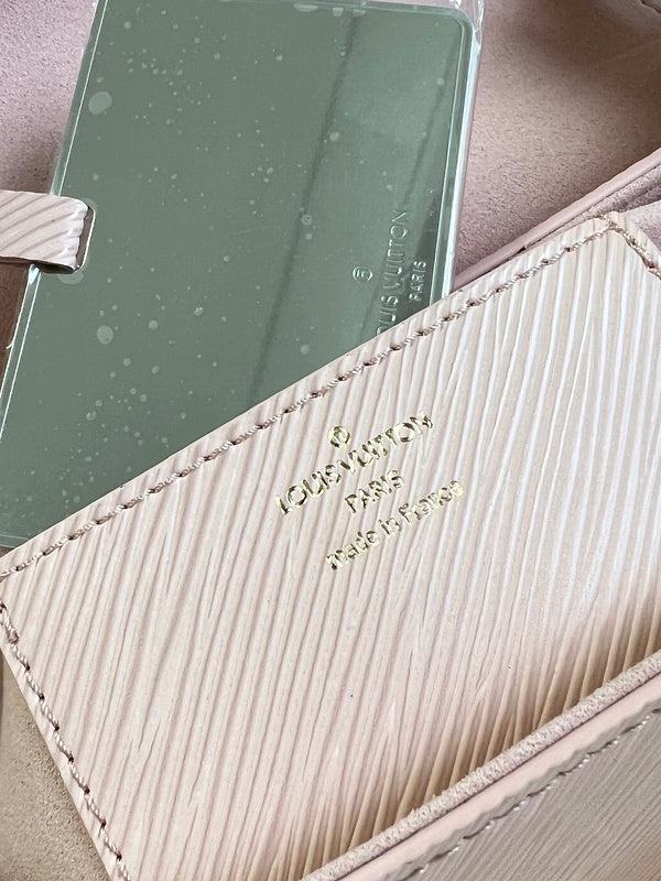 COZY - LV Bags - 1931