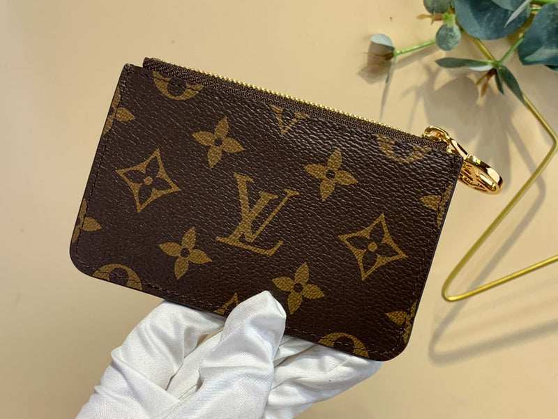 COZY - LOV Wallets - 263