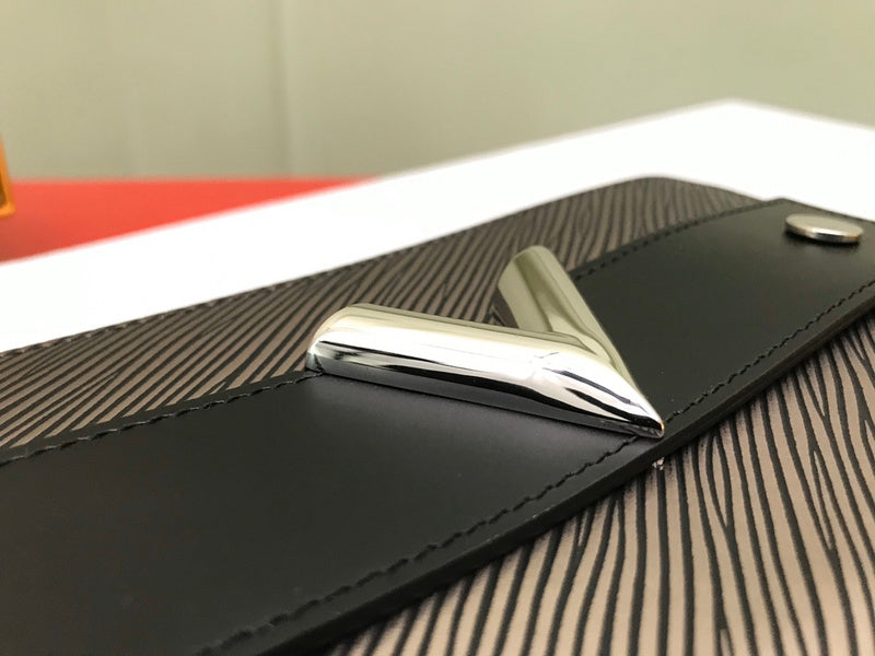 COZY - LOV Wallets - 405