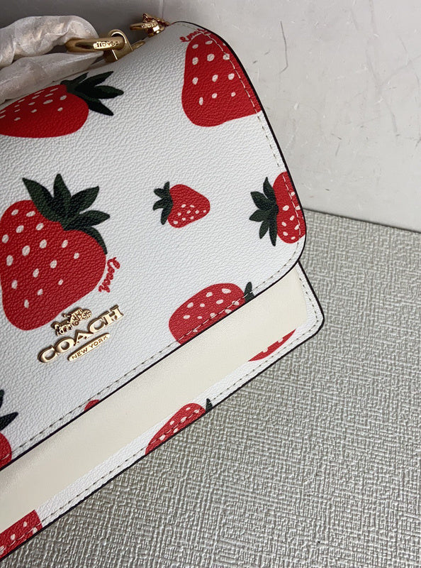 COZY - CAH Bags - 217