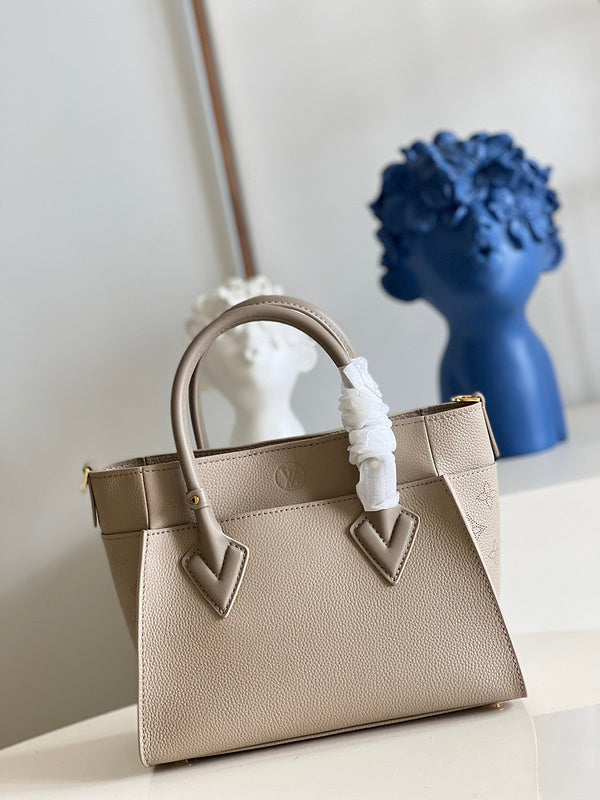 COZY - LV Bags - 828