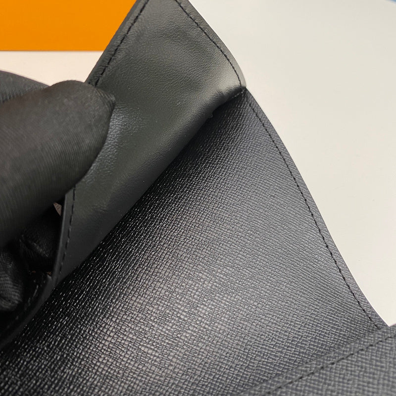 COZY - LOV Wallets - 123