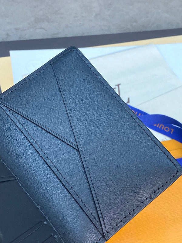 COZY - LOV Wallets - 014