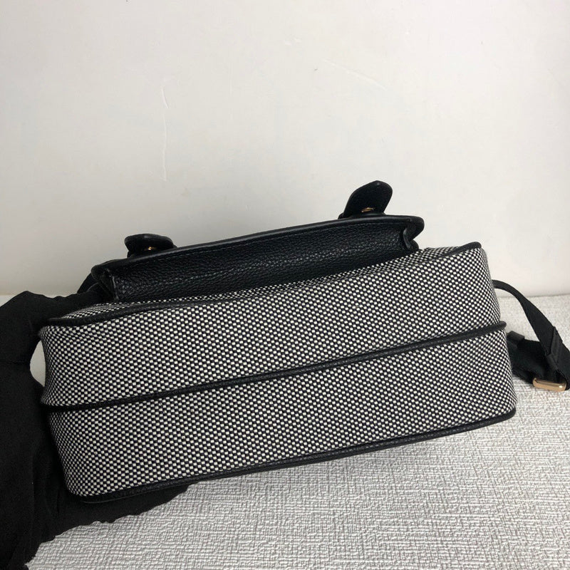 COZY - CAH Bags - 509