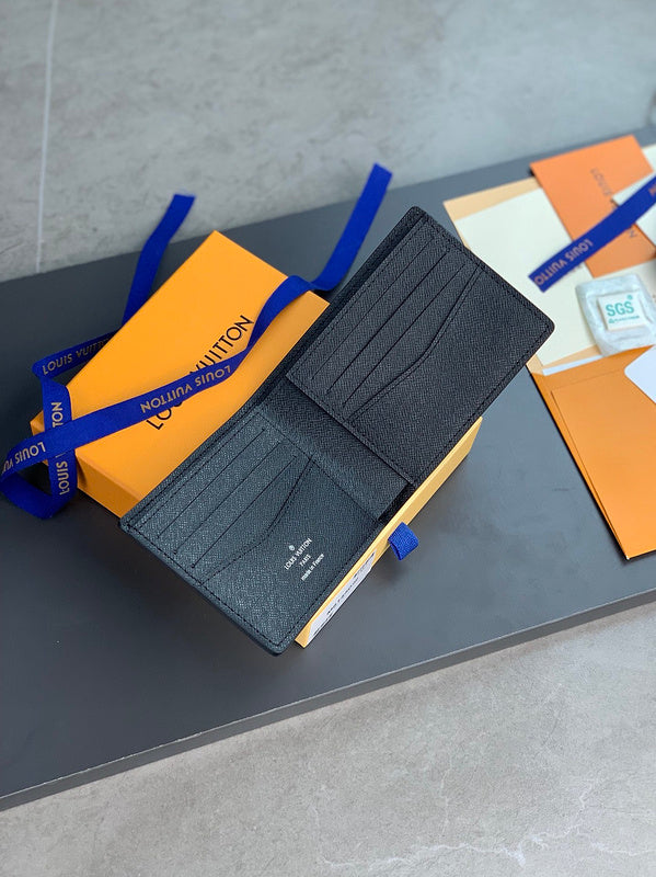 COZY - LOV Wallets - 466