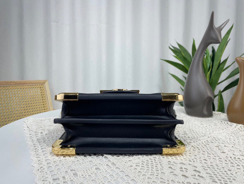JB - LOV Lady Bags - 106
