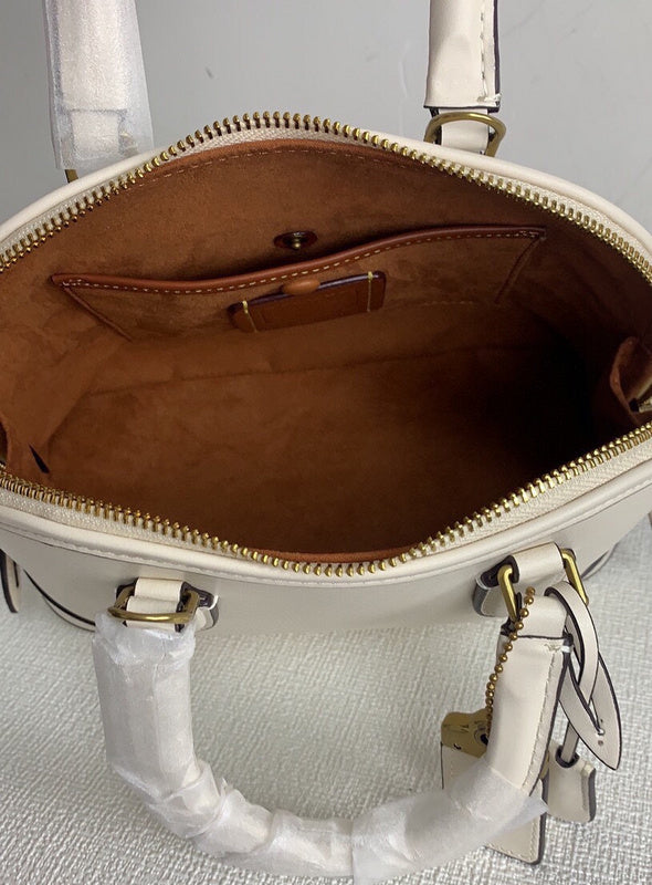 COZY - CAH Bags - 311