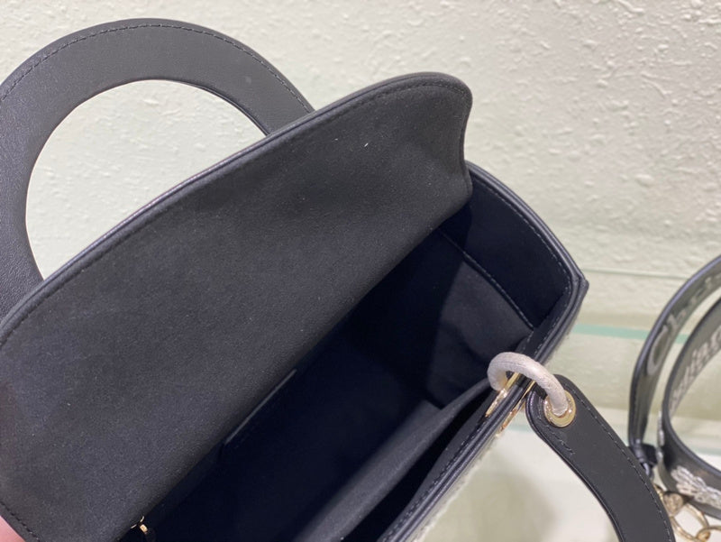 COZY - DOR Bags - 107