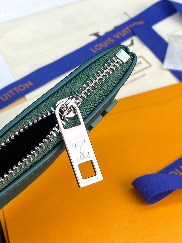 COZY - LOV Wallets - 006