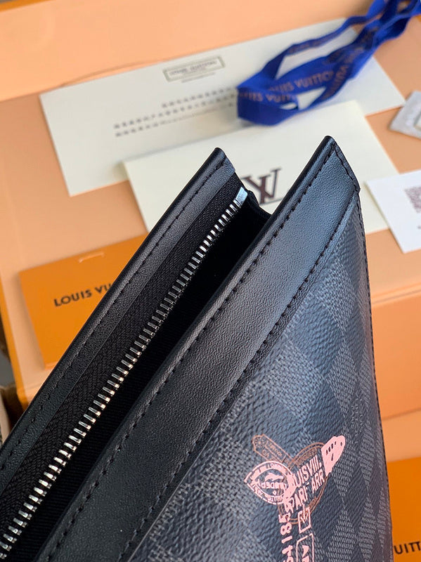 COZY - LOV Wallets - 491