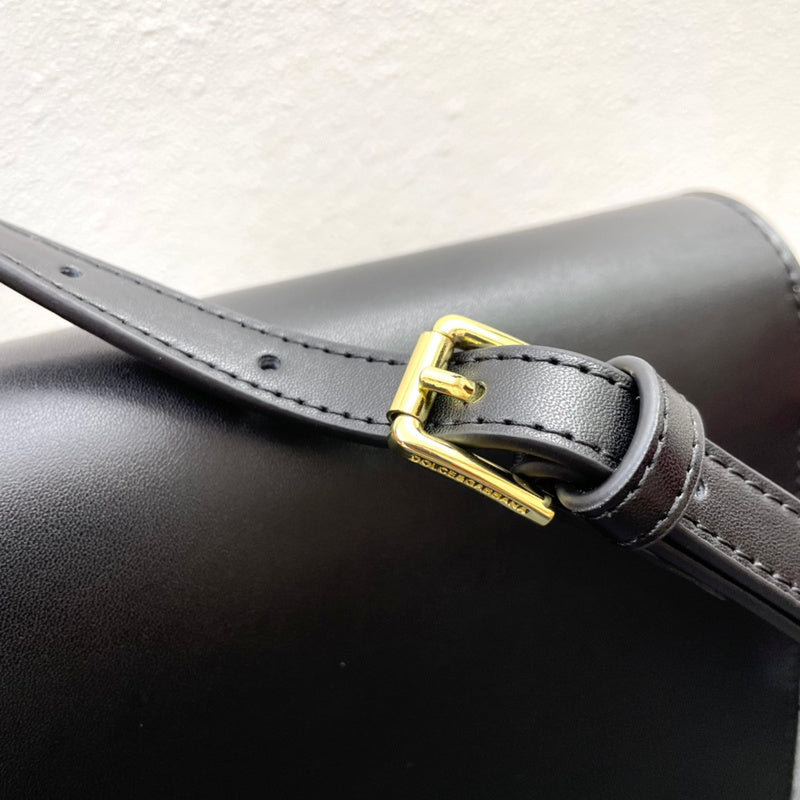 COZY - DAG Bags - 148
