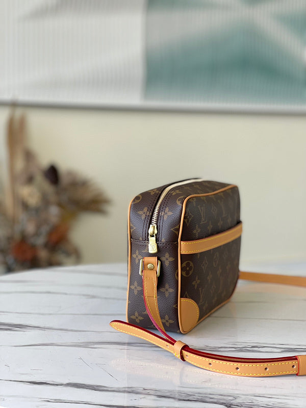 COZY - LV Bags - 2816