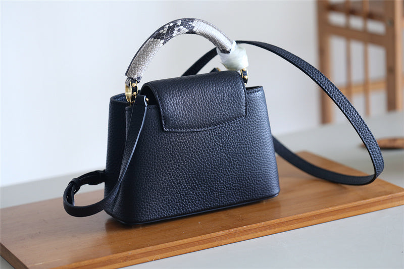COZY - LOV Lady Bags - 1968