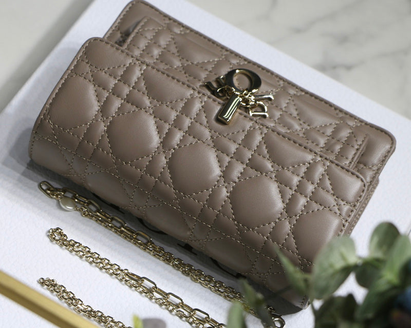 COZY - DOR Bags - 383