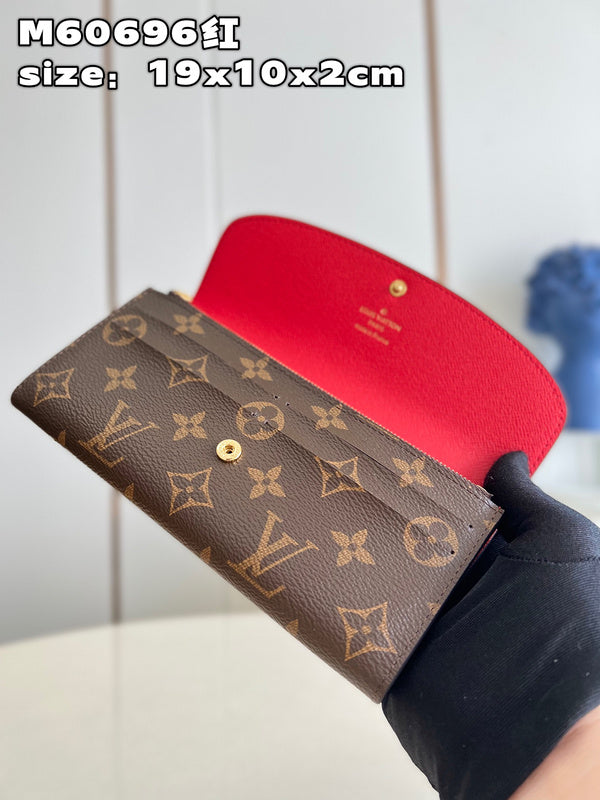 COZY - LOV Wallets - 347