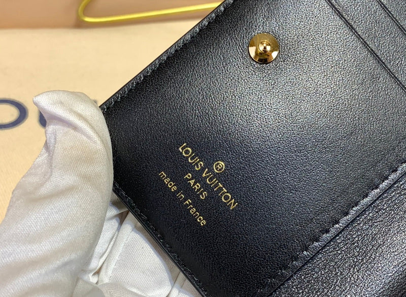 COZY - LOV Wallets - 339