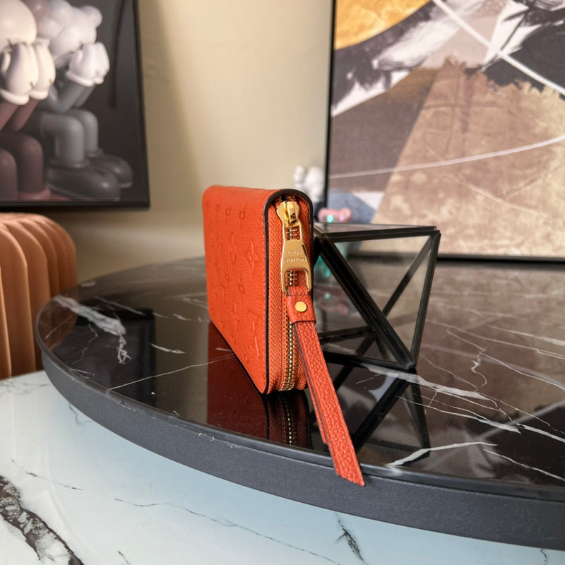 COZY - LOV Wallets - 430