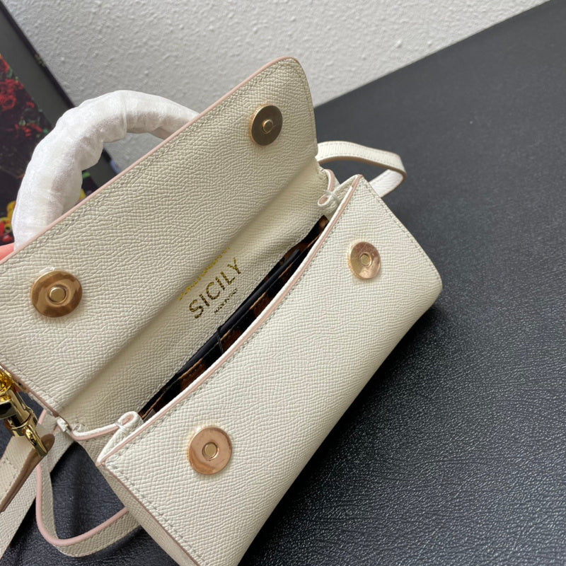 COZY - DAG Bags - 108