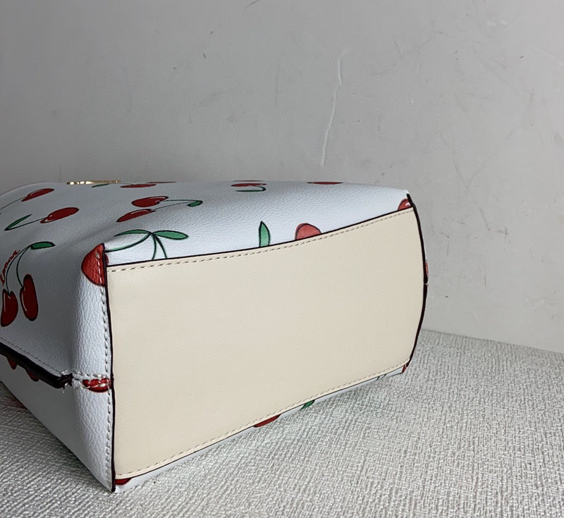 COZY - CAH Bags - 165