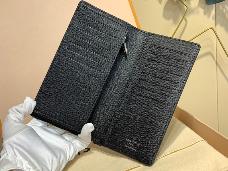 COZY - LOV Wallets - 449