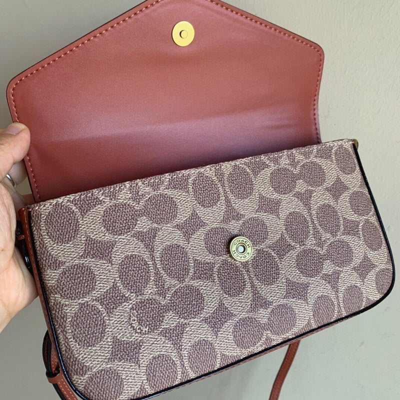 COZY - CAH Bags - 433