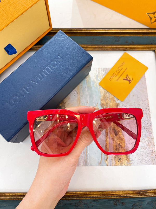 COZY BAGS - LOV Sunglasses - 049