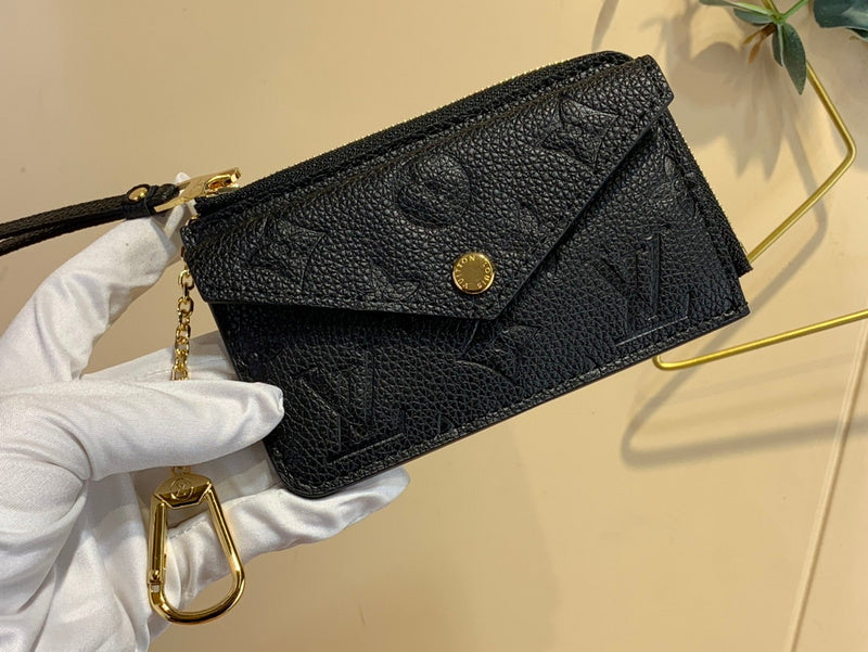 COZY - LOV Wallets - 240