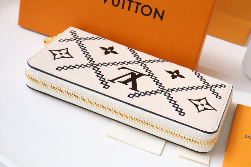 COZY BAGS - LOV Wallets - 647