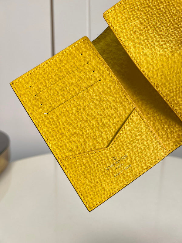 COZY - LOV Wallets - 436