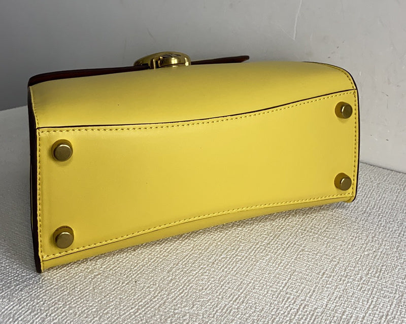 COZY - CAH Bags - 332