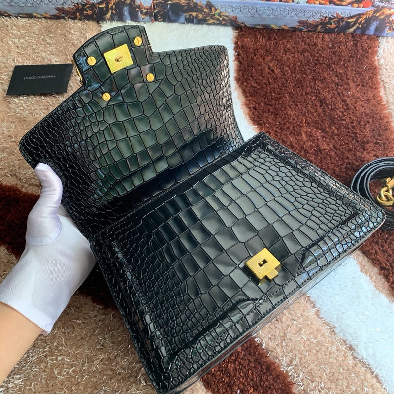 COZY - DAG Bags - 204