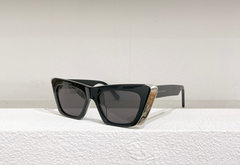 COZY - LOV Sunglasses - 104